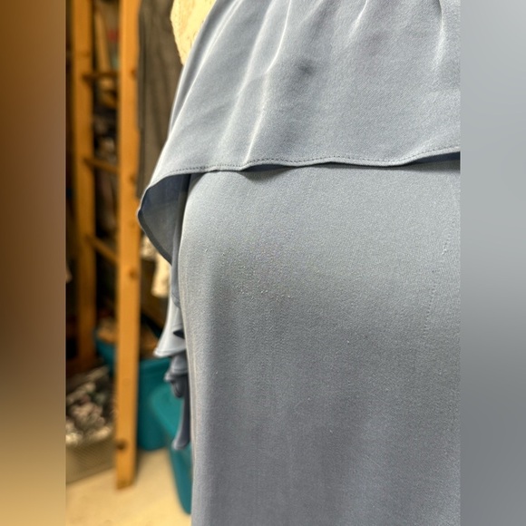 ALICE & OLIVIA Blue Idalla Silk Ruffled cold shoulder Blouse size M - Picture 10 of 15